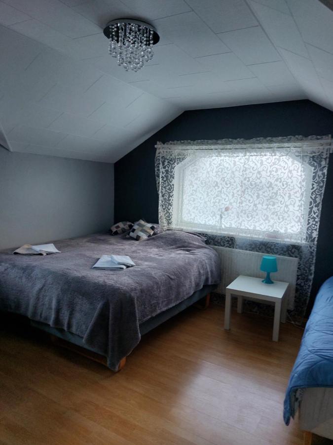 Twin Room With Shared Bathroom Njarthvik Eksteriør bilde
